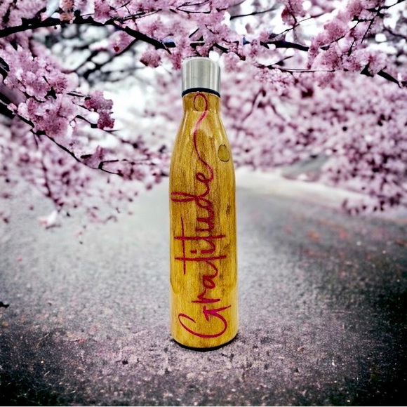 Gratitude, 17oz epoxy water bottle, pink glitter inlays, hand painted wood grain - Picture 5 of 11